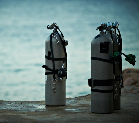 Professional underwater excavation and desilting